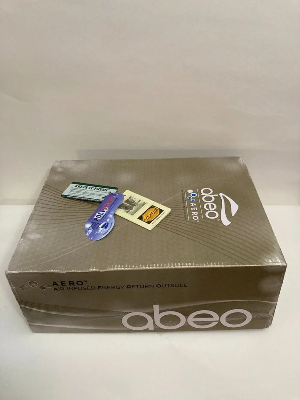 NWT Abeo Sneakers Grey and Orange Size 10
